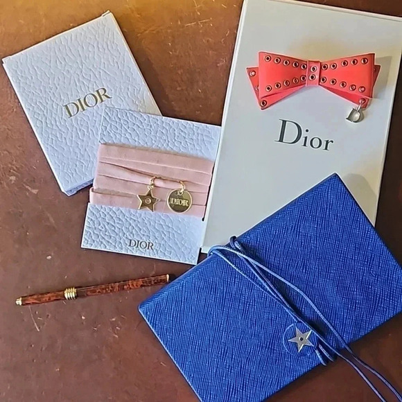 EXCLUSIVE: Dior Red Bow Pink Bracelet, Blue Journal and Pen Bundle in Gift bag - Picture 1 of 11